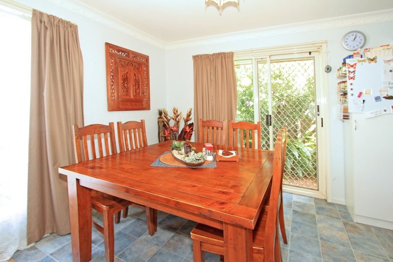 Photo - 17 Protea Avenue, Norman Gardens QLD 4701 - Image 3