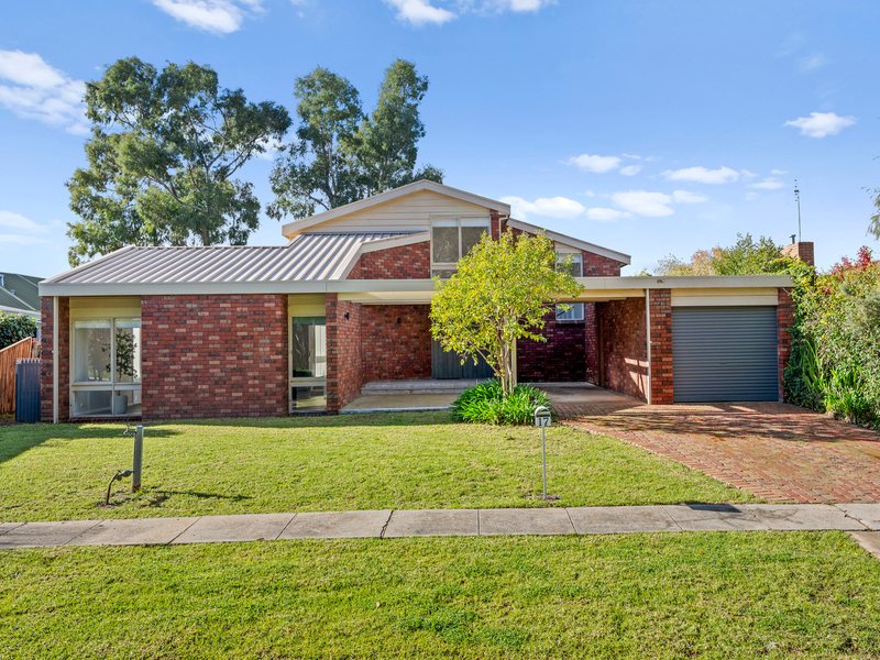 Photo - 17 Psaltis Parade, Benalla VIC 3672 - Image 1