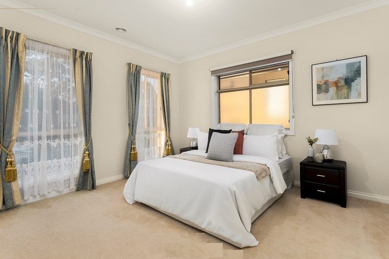 Photo - 17 Puerta Street, Burwood VIC 3125 - Image 2