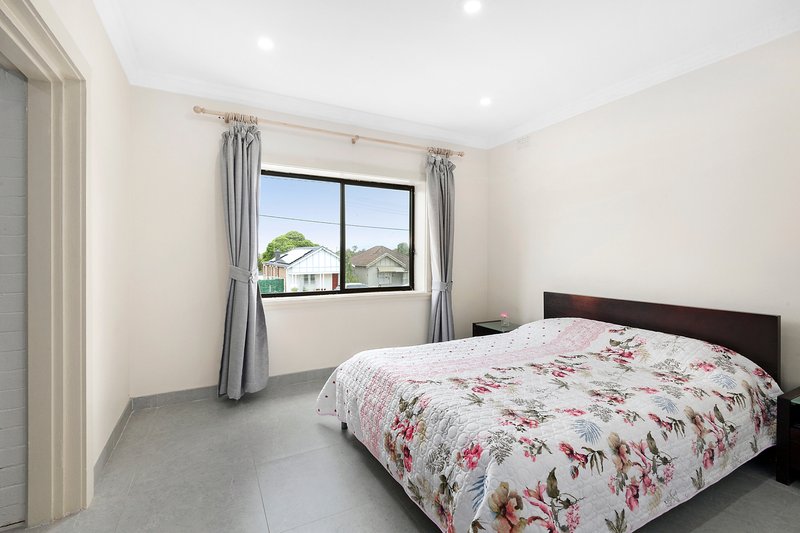 Photo - 17 Quigg Street North, Lakemba NSW 2195 - Image 3