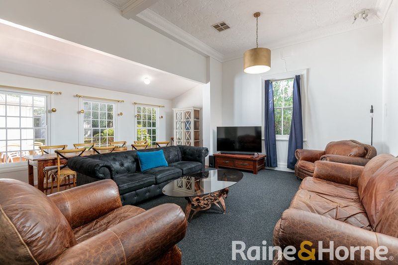 Photo - 17 Quinn Street, Dubbo NSW 2830 - Image 4