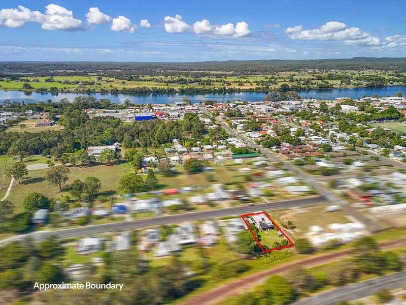 Photo - 17 Railway Street, Taree NSW 2430 - Image 2
