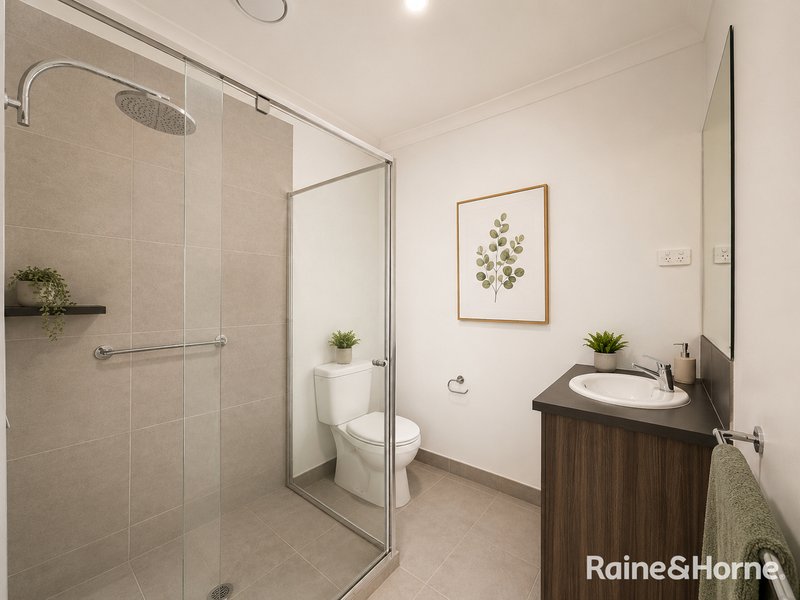 Photo - 17 Rainier Drive, Truganina VIC 3029 - Image 3