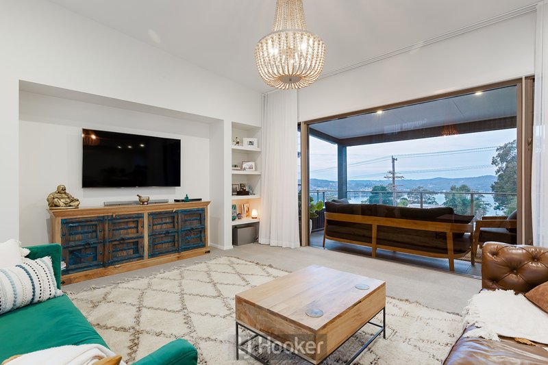 Photo - 17 Rani Close, Speers Point NSW 2284 - Image 5