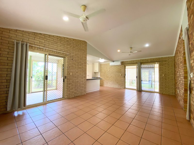 Photo - 17 Rankin Court, Armstrong Beach QLD 4737 - Image 5