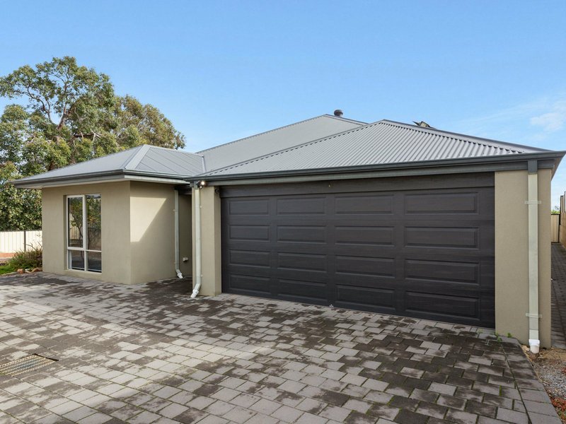 17 Ray Road, Swan View WA 6056