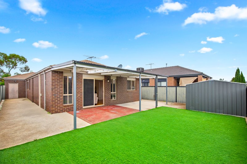 Photo - 17 Redcliffe Parade, Tarneit VIC 3029 - Image 14
