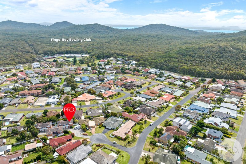 Photo - 1/7 Reef Close, Fingal Bay NSW 2315 - Image 17