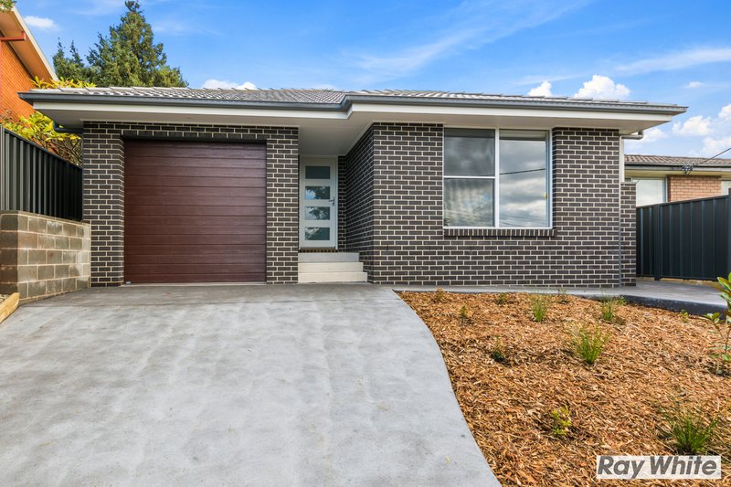 17 Reeves Way, Dapto NSW 2530