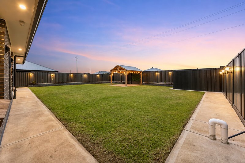 Photo - 17 Reid Road, Two Wells SA 5501 - Image 23