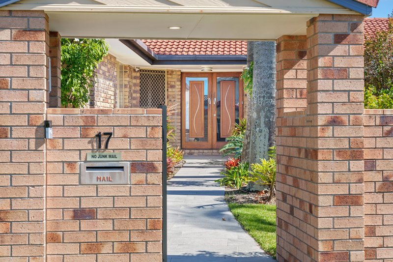 Photo - 17 Reliance Court, Newport QLD 4020 - Image 4