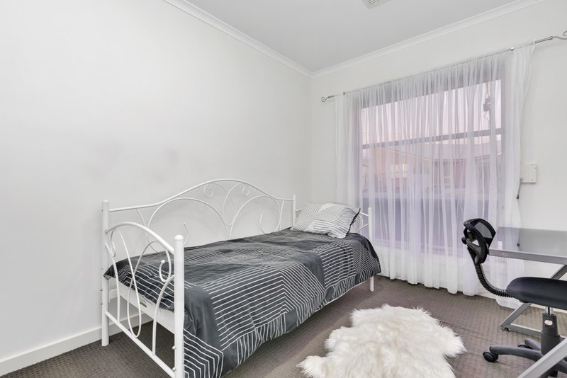 Photo - 17 Ridgeway Avenue, Enfield SA 5085 - Image 13