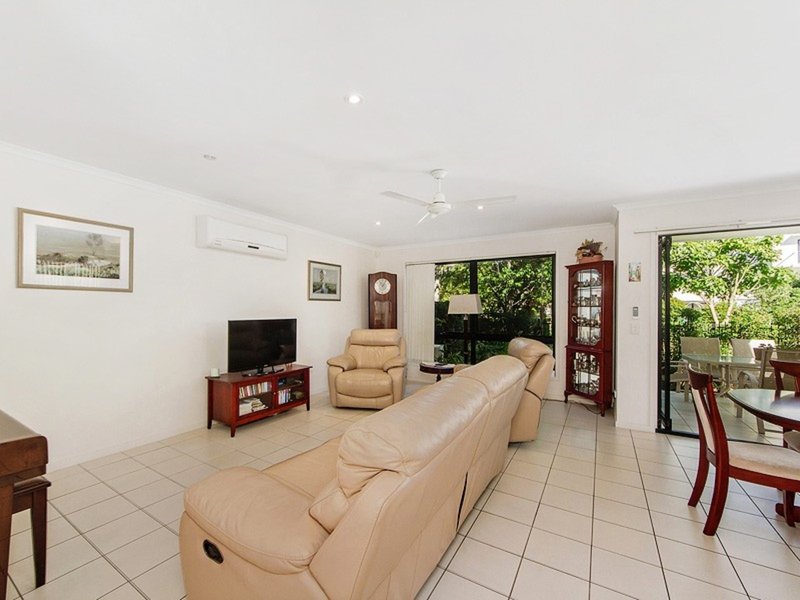 Photo - 17 Riverwalk Avenue, Robina QLD 4226 - Image 8