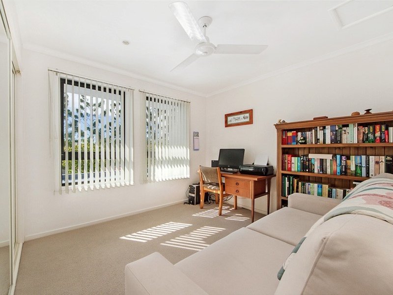 Photo - 17 Riverwalk Avenue, Robina QLD 4226 - Image 14