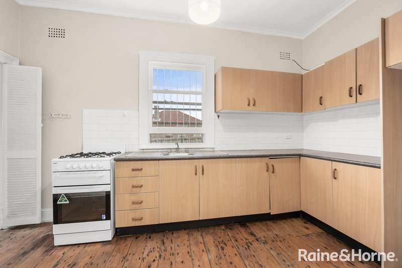 Photo - 1/7 Roach Street, Marrickville NSW 2204 - Image 5