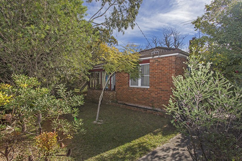 17 Robertson Street, Helensburgh NSW 2508