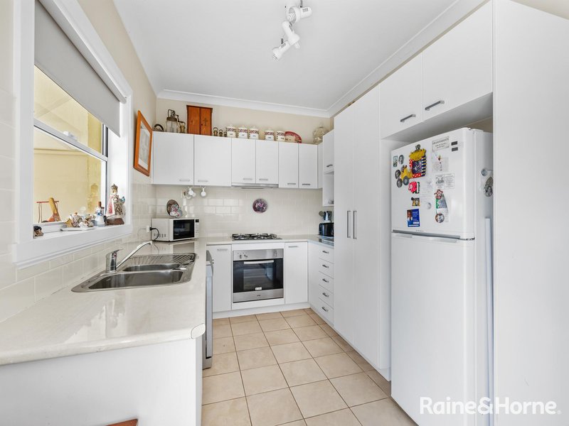 Photo - 17 Robindale Court, Robin Hill NSW 2795 - Image 18