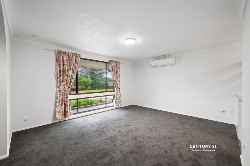 Photo - 17 Robyn Road, Winmalee NSW 2777 - Image 3
