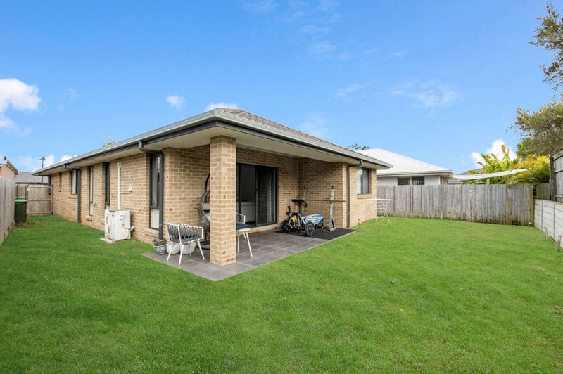 Photo - 17 Rockford Street, Pimpama QLD 4209 - Image 3