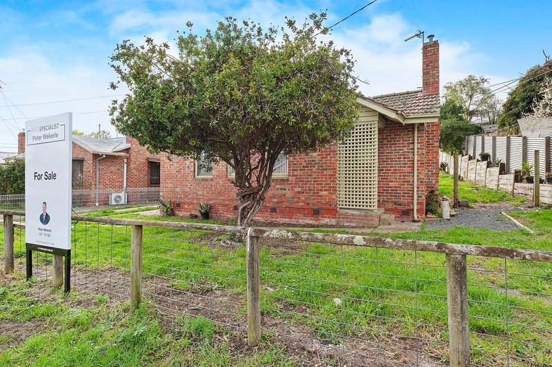 Photo - 17 Roff Street, Ballarat East VIC 3350 - Image 14