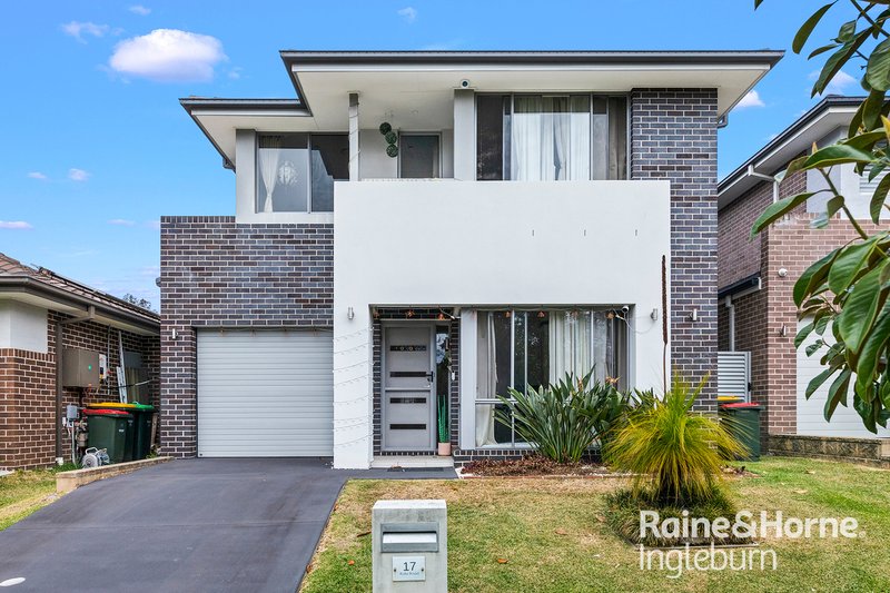 17 Rolla Road, Glenfield NSW 2167