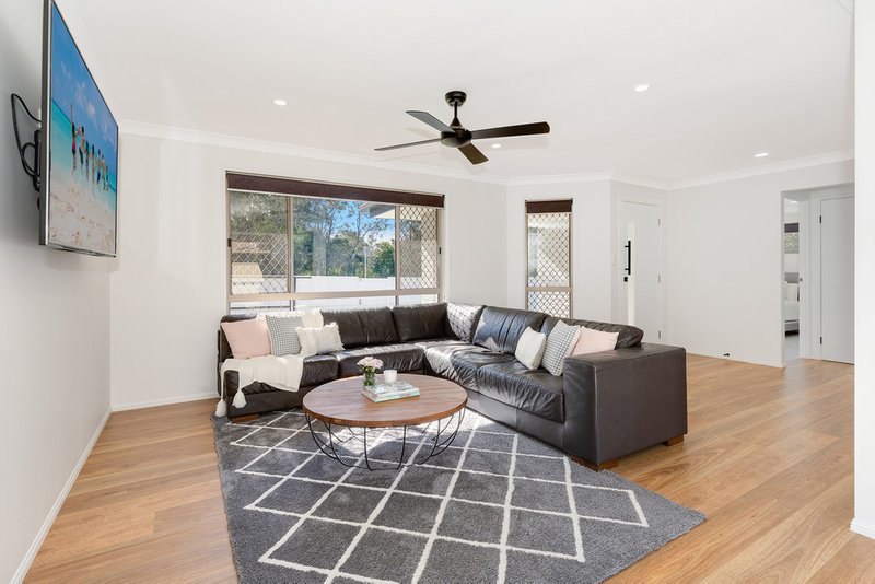 Photo - 17 Ron Penhaligon Way, Robina QLD 4226 - Image 5