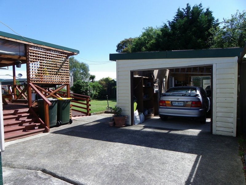 Photo - 17 Rose Street, Wynyard TAS 7325 - Image 7