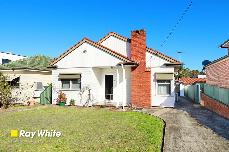 17 Roseland Avenue, Roselands NSW 2196