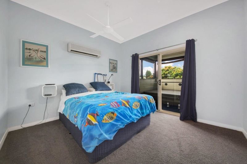 Photo - 17 Rossella Street, West Gladstone QLD 4680 - Image 9