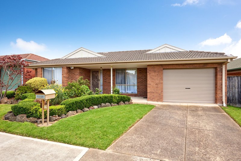 17 Rundle Dve , Carrum Downs VIC 3201