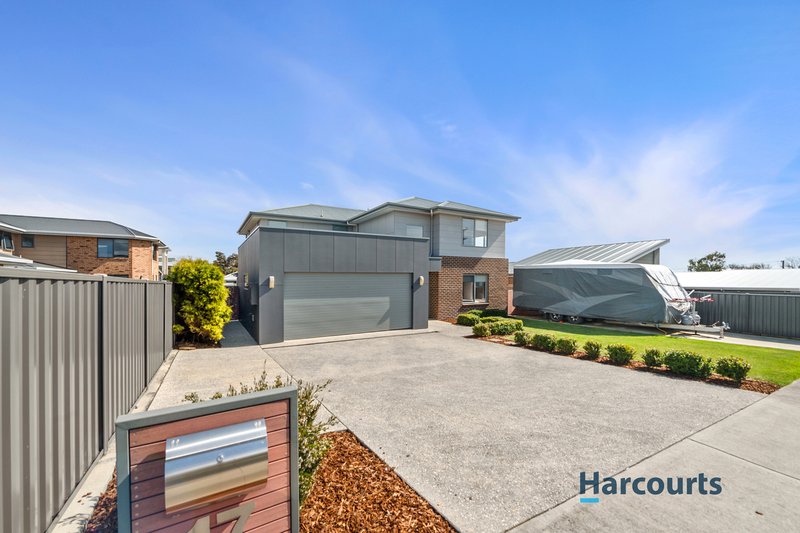 17 Russell Avenue, Ulverstone TAS 7315