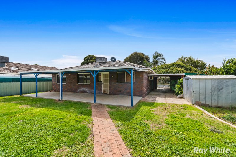 Photo - 17 Sackville Drive, Forest Hill NSW 2651 - Image 10