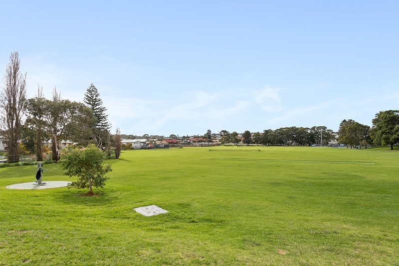 Photo - 17 Sackville Terrace, Scarborough WA 6019 - Image 26