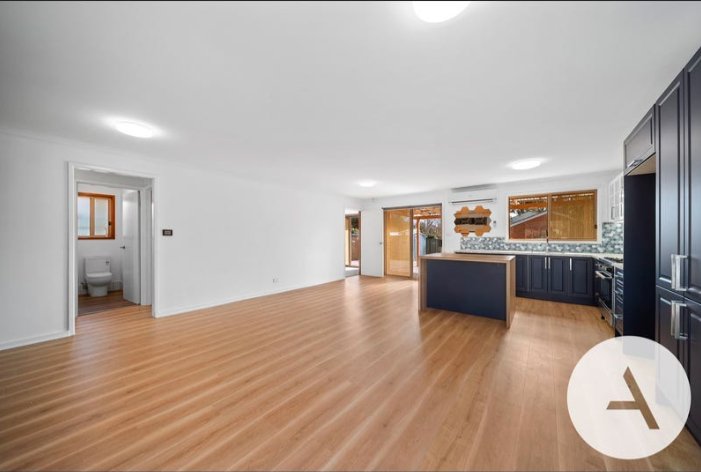 Photo - 17 Sandover Circuit, Amaroo ACT 2914 - Image 5