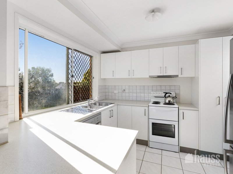 17 Sandra-Ann Drive, Edens Landing QLD 4207