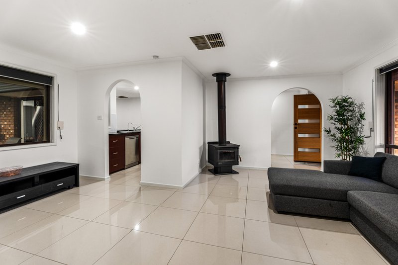 Photo - 17 Santander Drive, Paralowie SA 5108 - Image 5