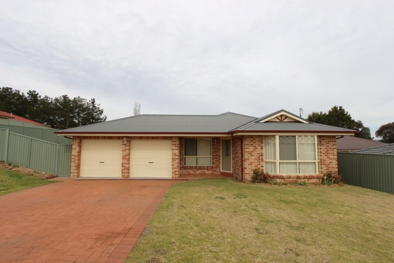 17 Sapphire Cres , Kelso NSW 2795