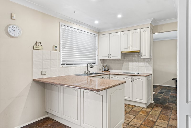 Photo - 17 Sarah Place, Minchinbury NSW 2770 - Image 3