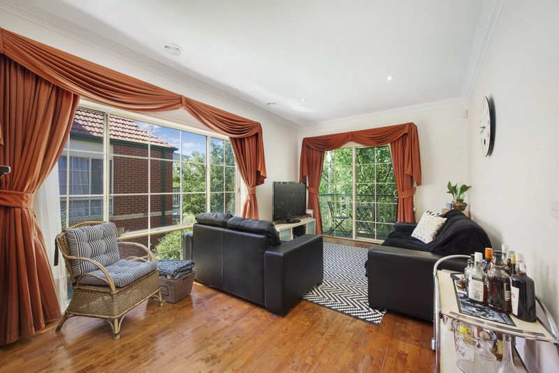 Photo - 1/7 Sargent Street, Doncaster VIC 3108 - Image 2