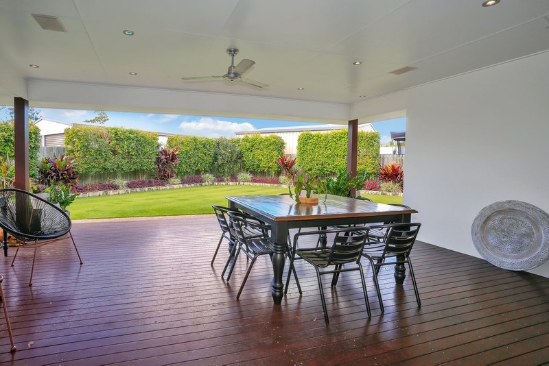 Photo - 17 Sarra Place, Bundaberg East QLD 4670 - Image 3