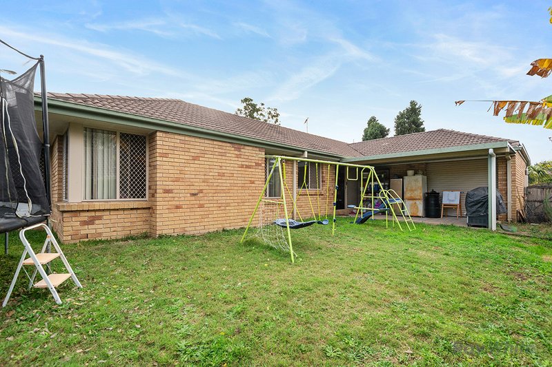 Photo - 17 Savanna Place, Eight Mile Plains QLD 4113 - Image 13