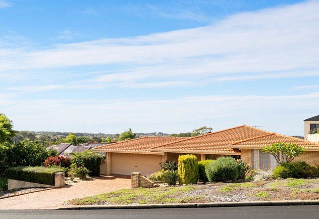 17 Saw Road, Kardinya WA 6163