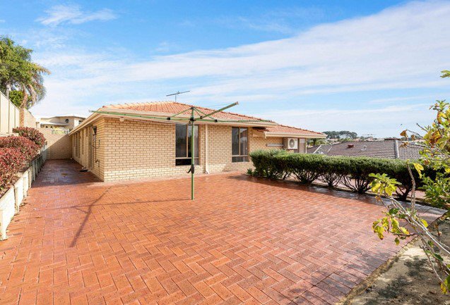 Photo - 17 Saw Road, Kardinya WA 6163 - Image 13