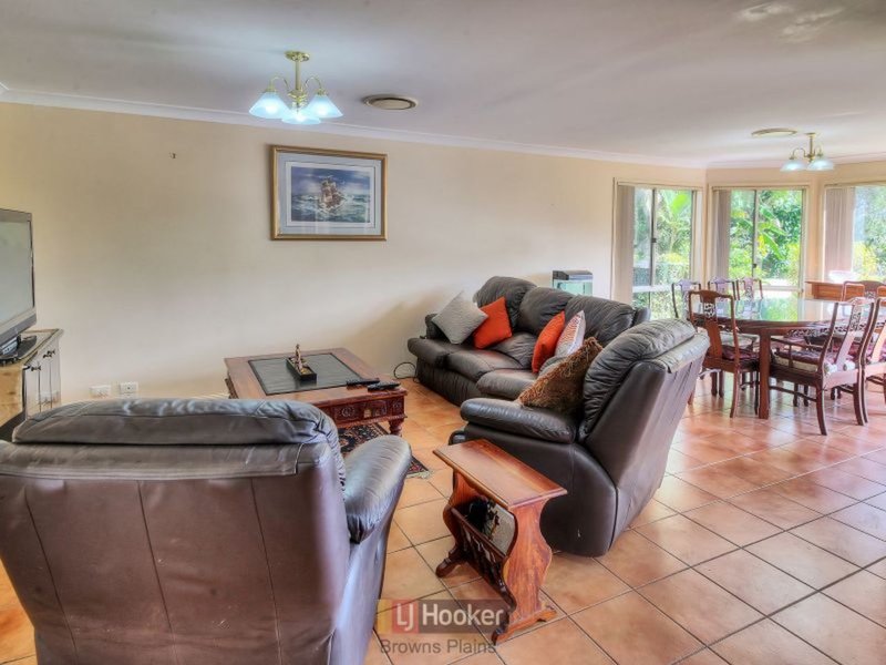 Photo - 17 Saxby Court, Park Ridge South QLD 4125 - Image 17