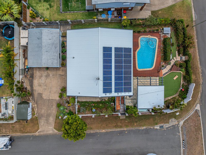 Photo - 17 Scallop Street, Tannum Sands QLD 4680 - Image 17