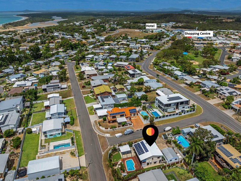 Photo - 17 Scallop Street, Tannum Sands QLD 4680 - Image 18