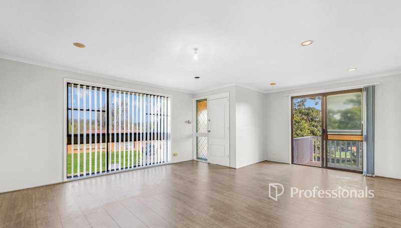 Photo - 17 Scenic Circuit, Cranebrook NSW 2749 - Image 3