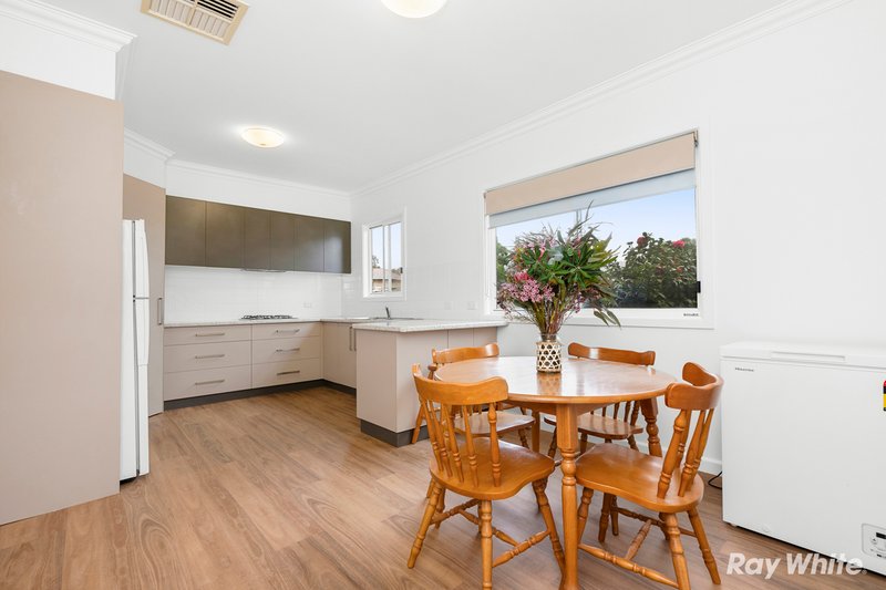 Photo - 17 Scherger Place, Mount Austin NSW 2650 - Image 3