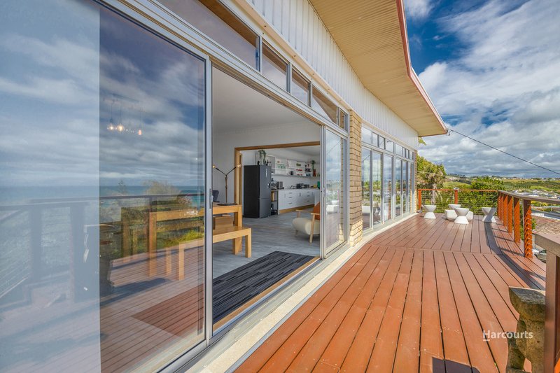 Photo - 17 Seaside Crescent, Penguin TAS 7316 - Image 17