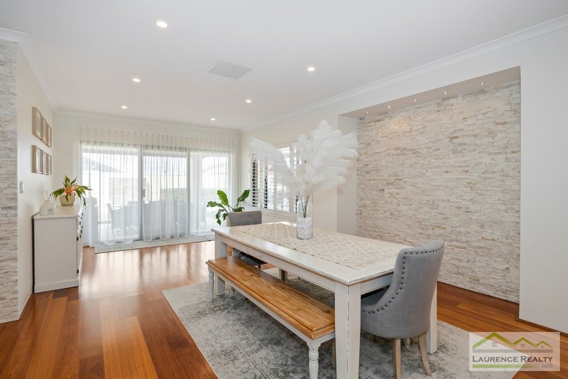 Photo - 17 Seaspray Crescent, Jindalee WA 6036 - Image 3